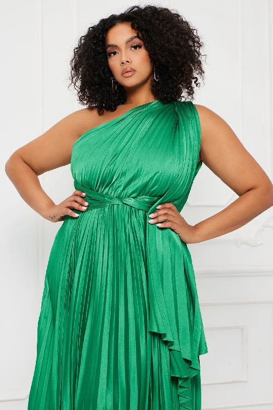 Athena Pleated Maxi Dress - Kelly Green